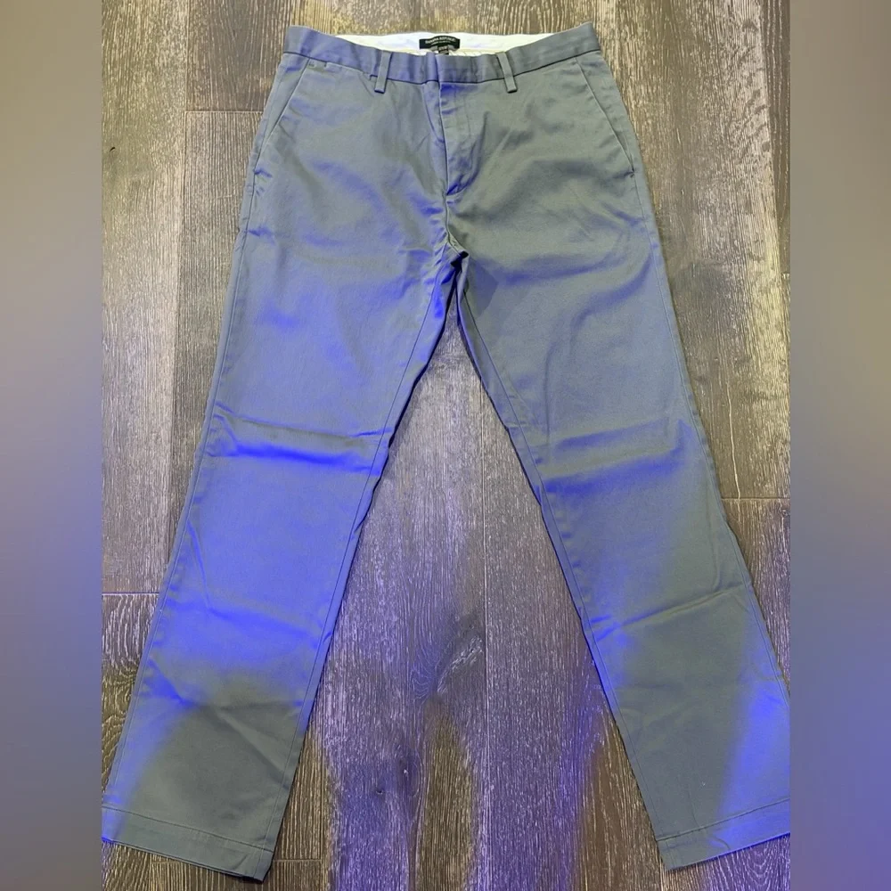 Banana Republic Gray Men's Chinos